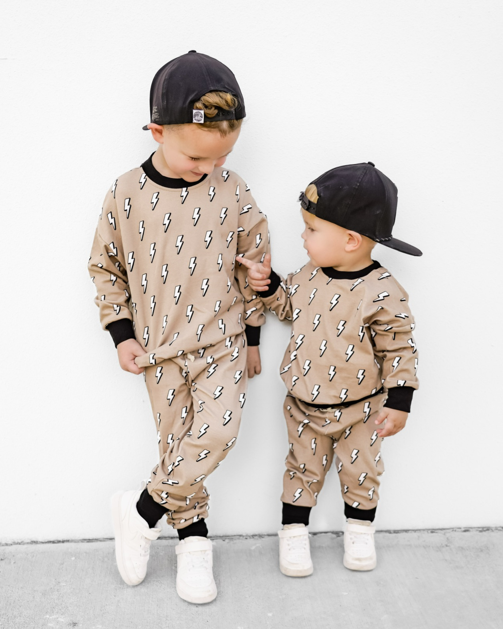 KIDS - Lightning Bolt Jogger Set - Baby/Toddler/Kids