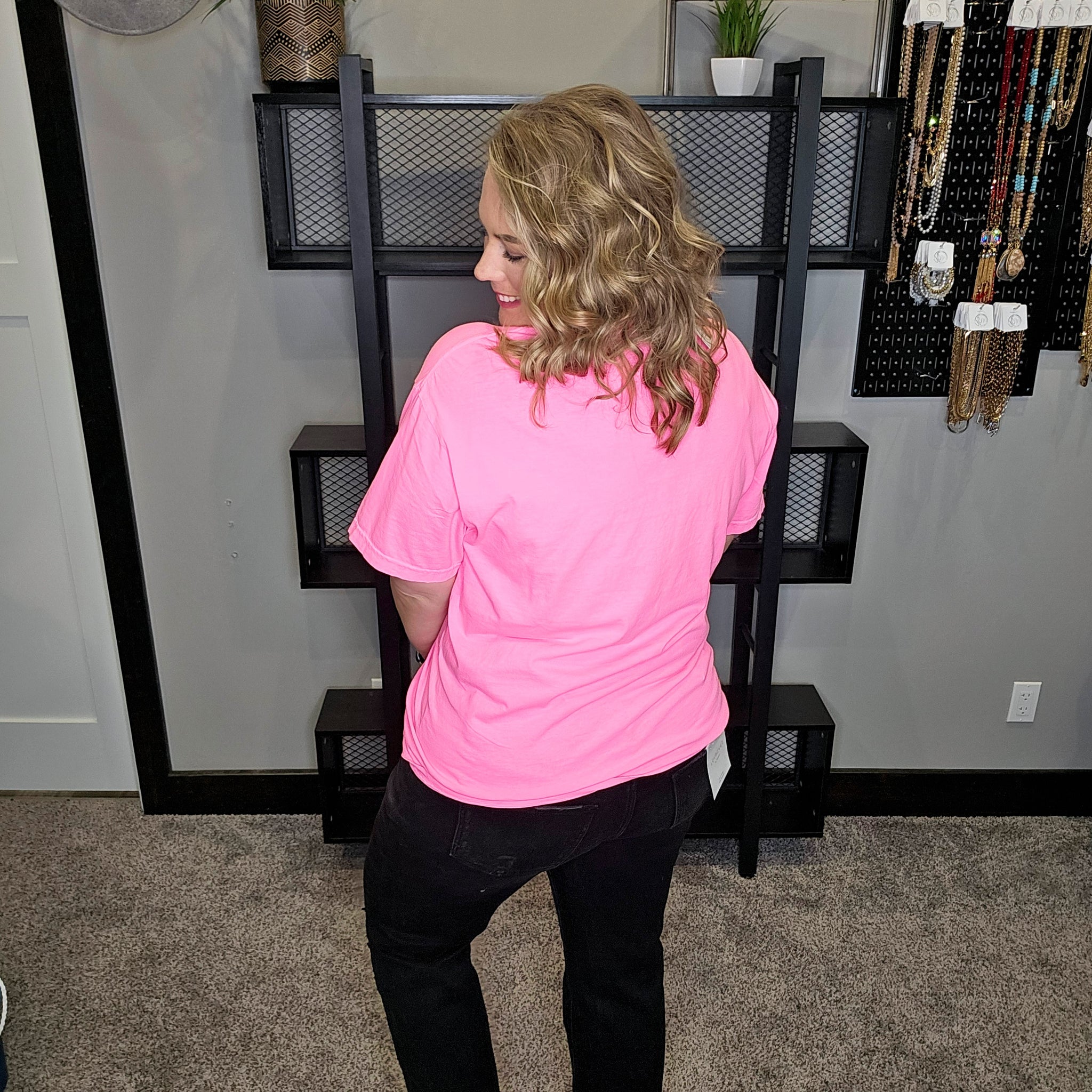 Checkered Bow MAMA Graphic Tee