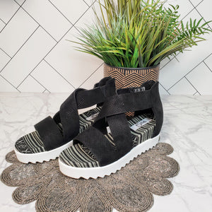 Allie Wedges - Very G