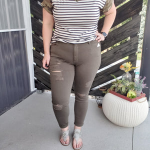 Fall Vibes Skinny Jeans - Olive