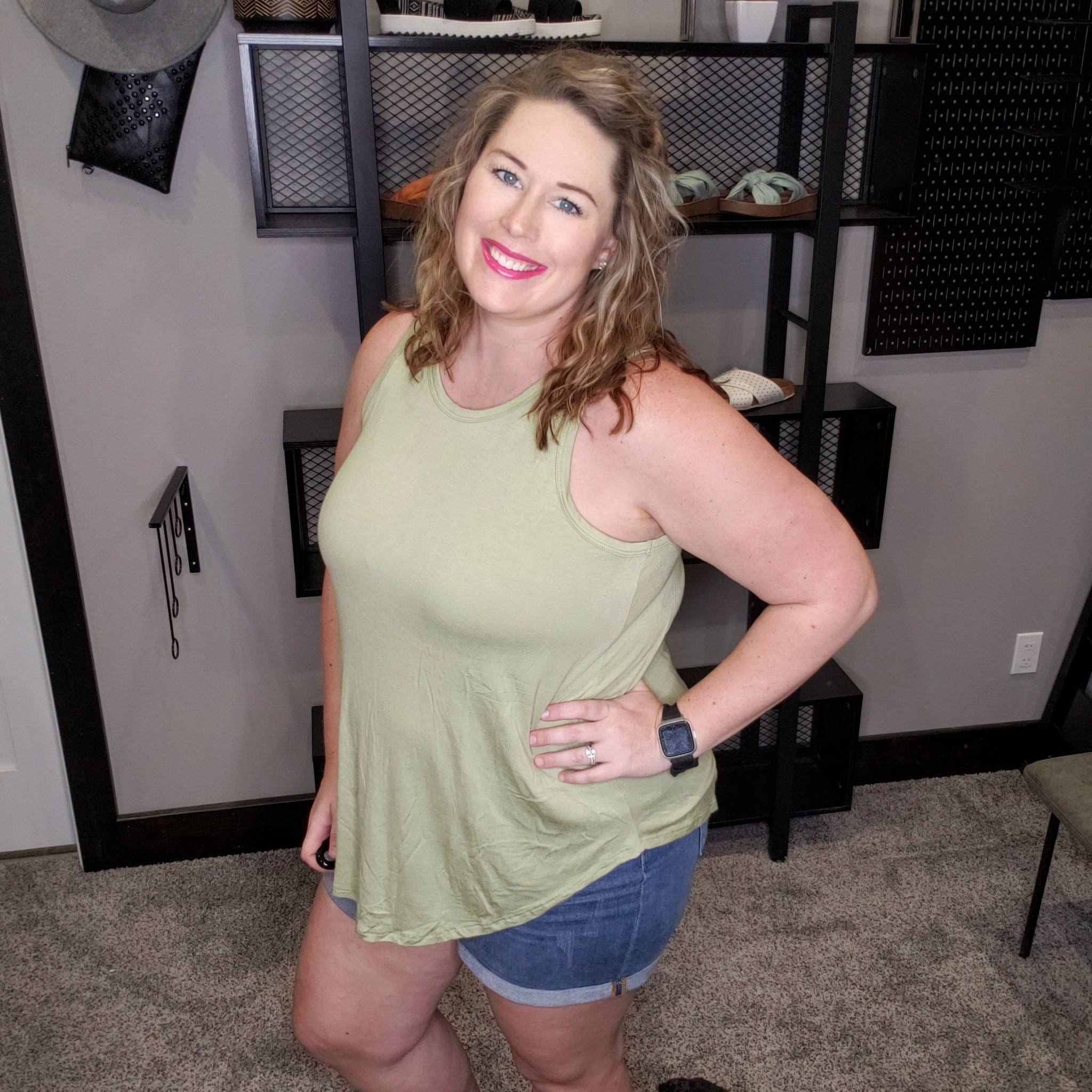 Gracious Heart Basic Tank - Green Tea